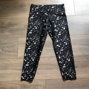 NWT Terez Hologram Foil Tall Band Capri Leggings